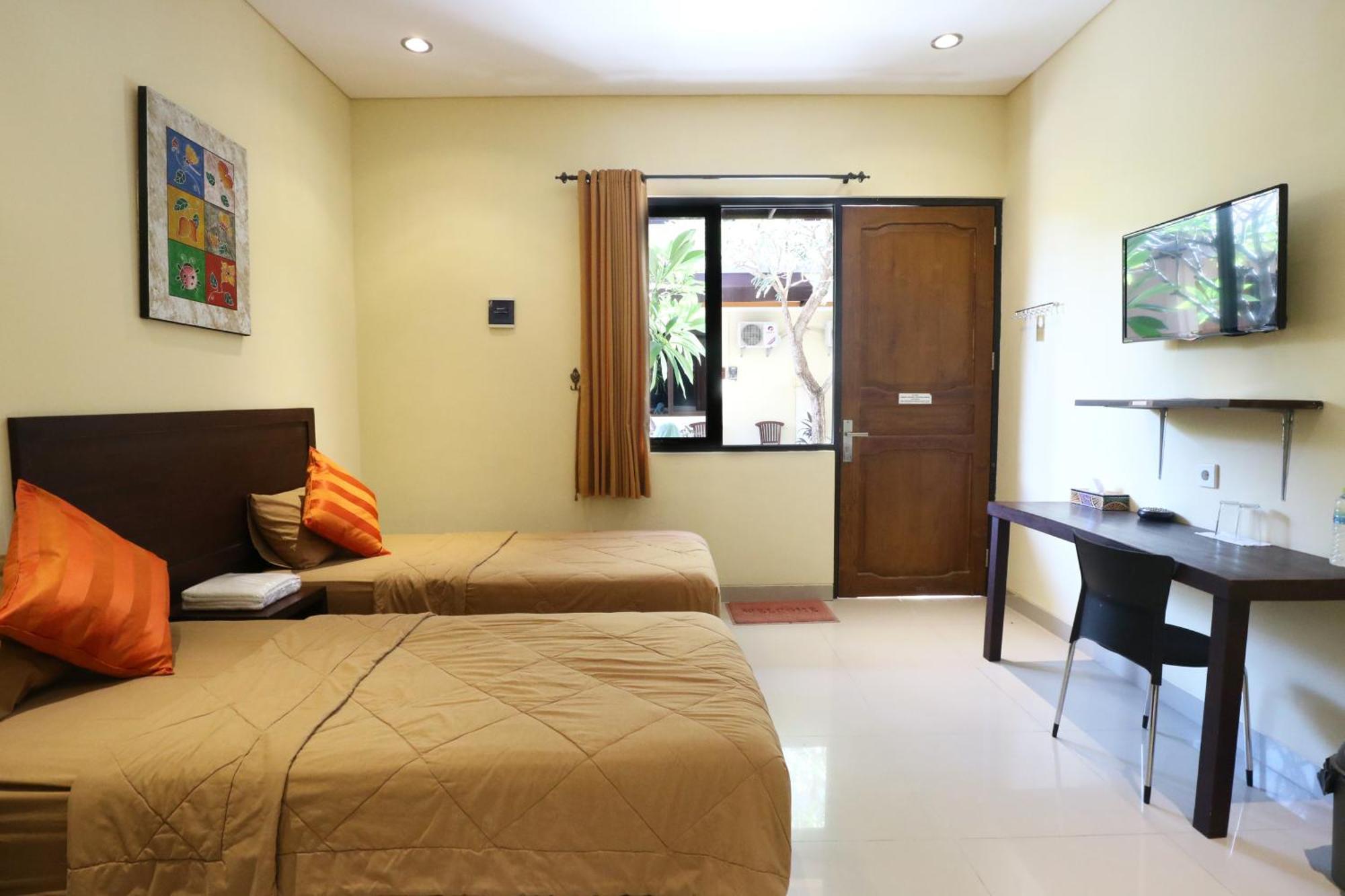 Hotel Dee Mansion Denpasar Exterior foto