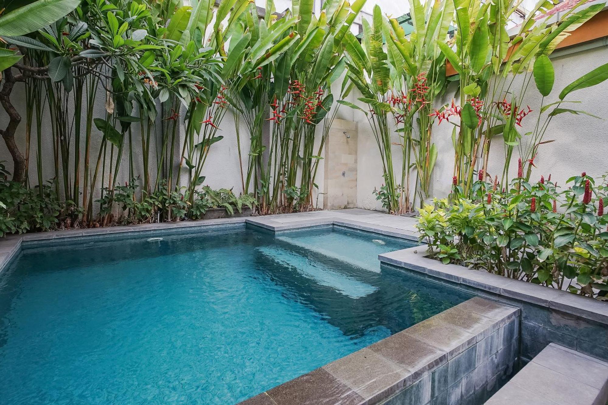 Hotel Dee Mansion Denpasar Exterior foto