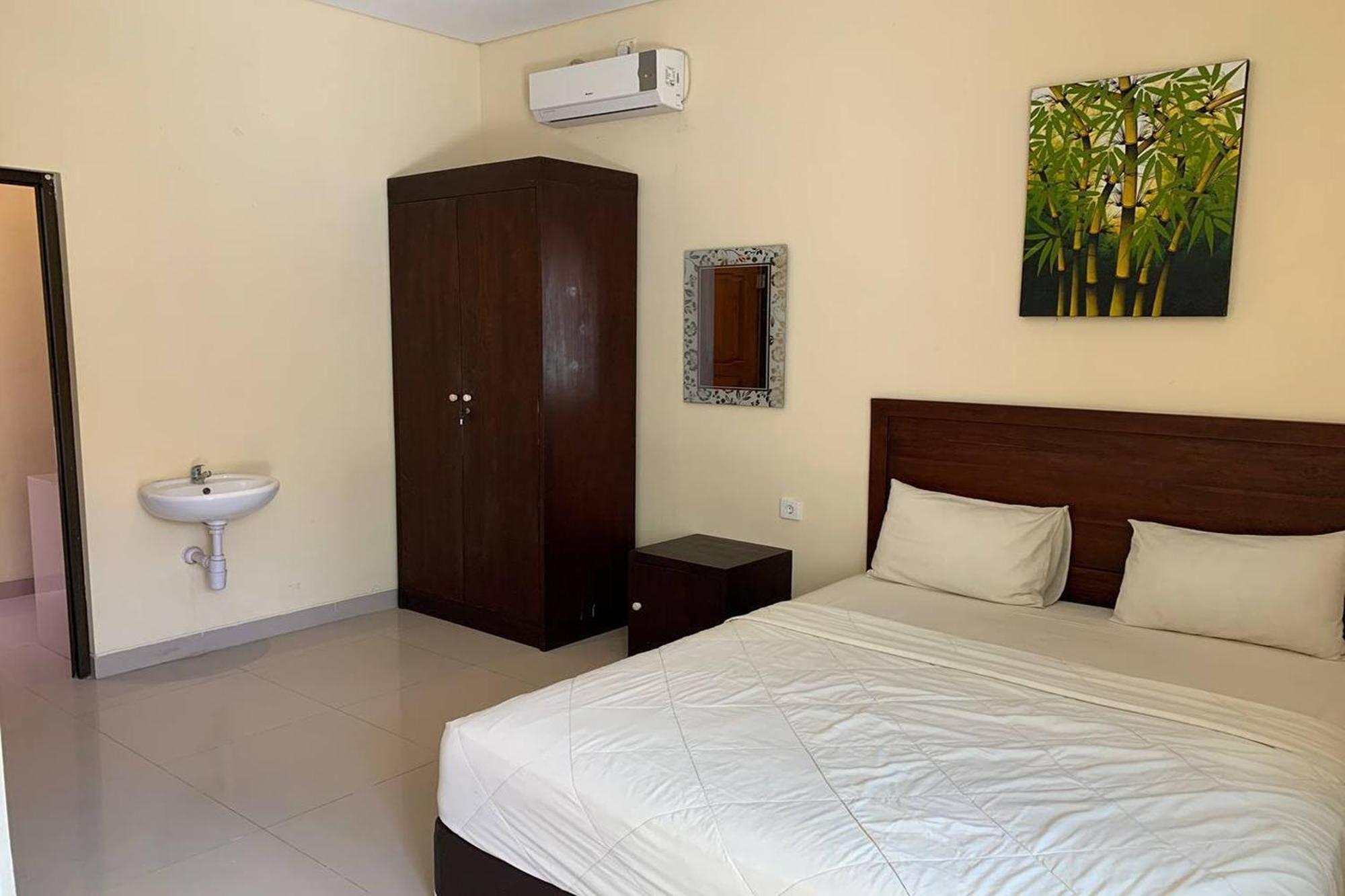 Hotel Dee Mansion Denpasar Exterior foto
